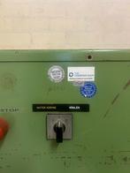 AMGA elektrische kraalmachine met hoekafknipper, Ophalen, Gebruikt, Metaaldraaibank, 500 tot 1000 mm