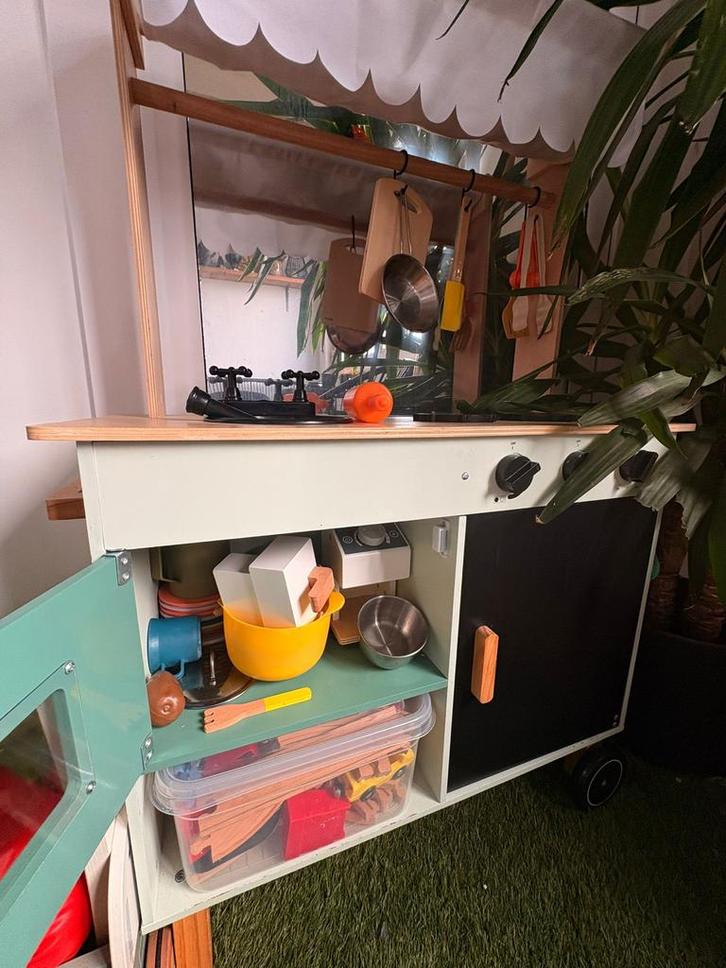 Hema Keukentje Compleet - Kraan Defect, Kinderen en Baby's, Speelgoed | Speelkeukens, Gebruikt, Speelkeuken, Hout, Ophalen of Verzenden