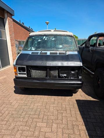 Dodge b250 lowtop voor demontage/onderdelen  beschikbaar voor biedingen