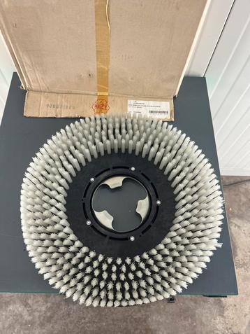 Nieuwe vloerborstel Ø355 mm – voor schrobmachine beschikbaar voor biedingen