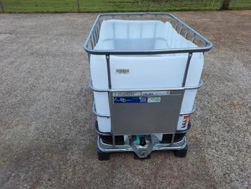 Te koop, 600 liter ibc met open bovenkant beschikbaar voor biedingen