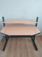 Bureau in hoogte verstelbaar, Ophalen, Gebruikt, Bureau