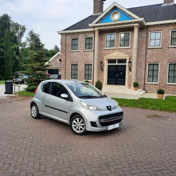Peugeot 107 - Airco - Elektr. ramen - Licht metalen velgen beschikbaar voor biedingen