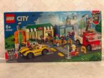 Lego City Winkelstraat 60306 + Uitbreidings set 60304, Ophalen of Verzenden, Zo goed als nieuw, Complete set, Lego