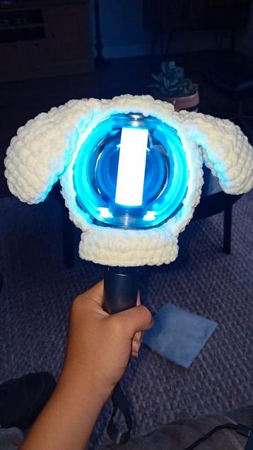 Zelf gehaakte Enhypen lightstick cover   beschikbaar voor biedingen