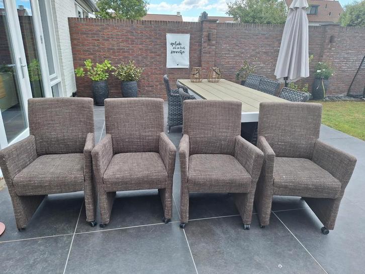 4 eetkamerstoelen. Stof bruin, Huis en Inrichting, Stoelen, Gebruikt, Stof, Bruin, Ophalen