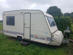 Adria Caravan - lichtgewicht, 75 kg, Omvormbare zithoek, Treinzit, 750 - 1000 kg