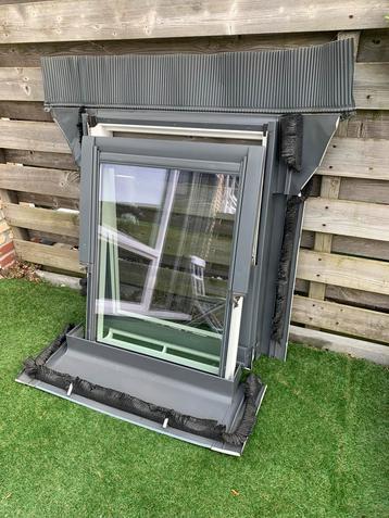 Velux Dakraam MK04 0070 - 78x98cm beschikbaar voor biedingen