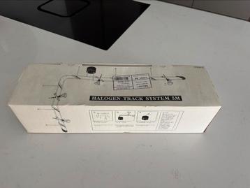 VINTAGE NOS HALOGEN SYSTEM 5M – jaren ’90, messing beschikbaar voor biedingen