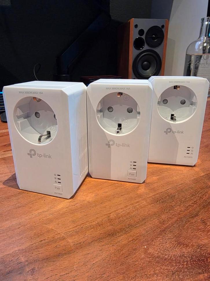 TP-Link Powerline Adapters (2x PA7027P + 1x PA7017), Computers en Software, Powerlines, Gebruikt, Ophalen