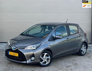 Toyota Yaris 1.5 Hybrid AUT 5DR 2016 Grijs 48DKM NAP|CAMERA beschikbaar voor biedingen