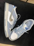Nike dunk low, Blauw, Nike, Ophalen of Verzenden, Sneakers of Gympen