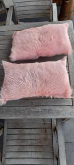 2 kussens, roze, Ophalen, Zo goed als nieuw, Roze, Rechthoekig