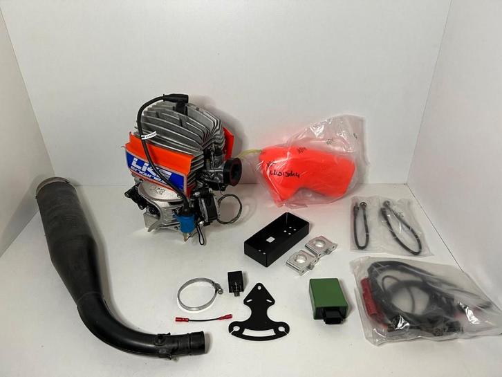 LKE R14 60CC Motor gereviseerd, Sport en Fitness, Karting, Zo goed als nieuw, Kart, Ophalen