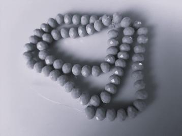 Kristalglas kraal rondel facet grijs circa 5.8x7.5 mm beschikbaar voor biedingen