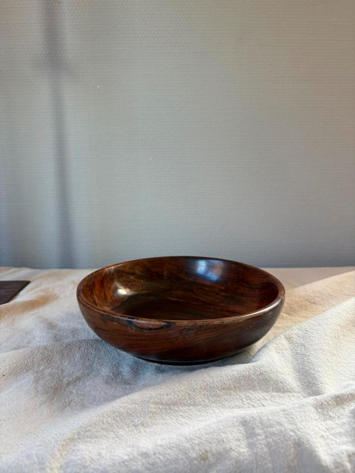 Vintage walnoot houten ronde schaal d20cm, Huis en Inrichting, Woonaccessoires | Schalen en Manden, Zo goed als nieuw, Schaal