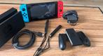 Nintendo Switch V1 IN NETTE STAAT!, Spelcomputers en Games, Spelcomputers | Nintendo Switch, Ophalen, Zo goed als nieuw, Met 2 controllers
