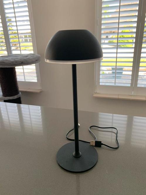 Oplaadbaar a zwart en heeft 3 standen, Huis en Inrichting, Lampen | Tafellampen, Nieuw, Minder dan 50 cm, Ophalen of Verzenden