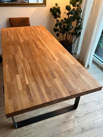 Houten eettafel (90x200), 6 - 8 personen beschikbaar voor biedingen