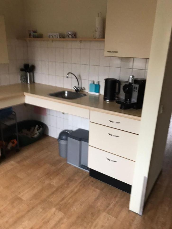 Keuken met gaskookplaat en gootsteen, Huis en Inrichting, Keuken | Keukenelementen, Gebruikt, Minder dan 100 cm, 200 cm of meer