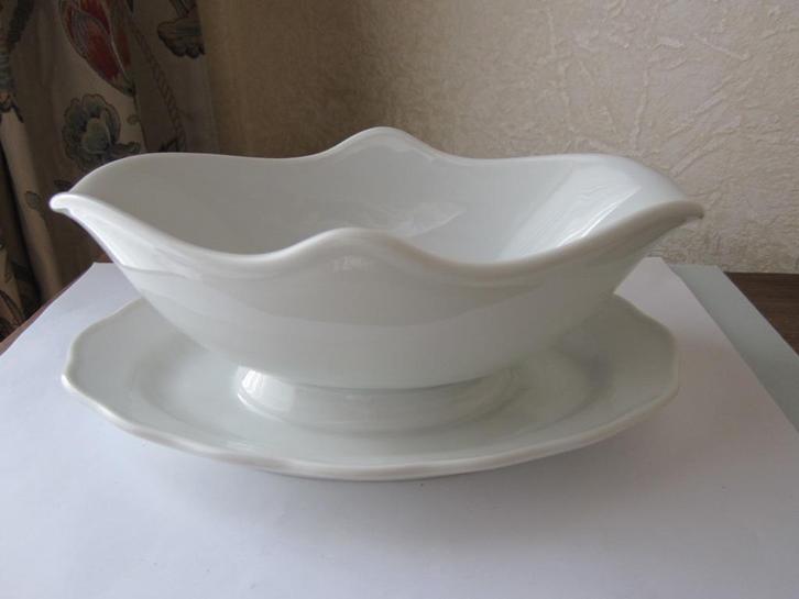 Hutschenreuther Maria Theresia saucière weiss, Huis en Inrichting, Keuken | Servies, Zo goed als nieuw, Overige typen, Wedgwood