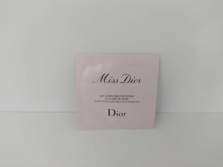Nieuw Miss Di.or Bodymilk sample 1,5 ml, Sieraden, Tassen en Uiterlijk, Uiterlijk | Lichaamsverzorging, Nieuw, Ophalen of Verzenden