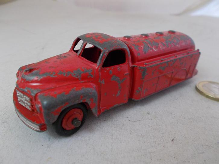 1952 Dinky Toys 30P STUDEBAKER PETROL TANKER (Opknapper) -C-, Hobby en Vrije tijd, Modelauto's | 1:43, Gebruikt, Bus of Vrachtwagen