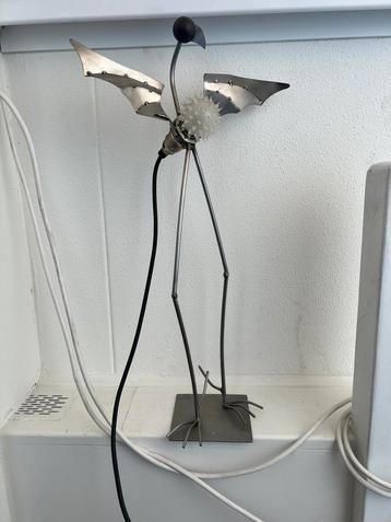 Design lamp vogel jaar 1990  beschikbaar voor biedingen