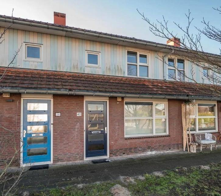 Te koop: fijne eengezinswoning in Bergschenhoek, Huizen en Kamers, Huizen te koop, Zuid-Holland, tot 200 m², Tussenwoning, A