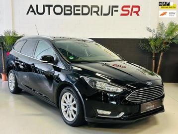 Ford Focus Wagon 1.0 Titanium Lane Assist! Navigatie! Cruise beschikbaar voor biedingen