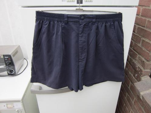 Korte donkerblauwe broek 100% polyester Merk RUCANOR, maat 8, Kleding | Heren, Sportkleding, Zo goed als nieuw, Algemeen, Maat 52/54 (L)