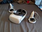 Oculus quest 2 - with head strap and controller upgrade, Ophalen of Verzenden, Zo goed als nieuw, Overige platformen
