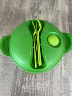 Tupperware magnetron kom met bestek, Huis en Inrichting, Keuken | Tupperware, Ophalen of Verzenden, Gebruikt, Groen, Bak of Kom
