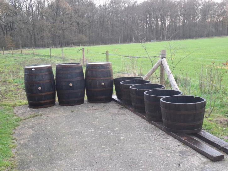 Whiskeyvaten als plantenbakken of kerstboomstandaard, Tuin en Terras, Bloembakken en Plantenbakken, Gebruikt, Hout, Binnen, Balkon