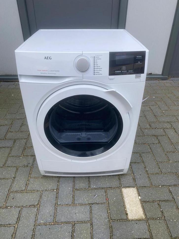 AEG 7000 T7DB83GW Warmtepompdroger 8kg A+, Witgoed en Apparatuur, Wasdrogers, Gebruikt, Condens, Voorlader, 8 tot 10 kg, 85 tot 90 cm