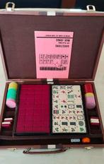 Antieke rode bakelieten Mahjongset, Hobby en Vrije tijd, Gezelschapsspellen | Bordspellen, Gebruikt, Onbekend, Vijf spelers of meer