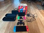 Nintendo Switch OLED - 2 Docks, 4 Controllers!, Spelcomputers en Games, Ophalen, Overige genres, Eén computer, Zo goed als nieuw