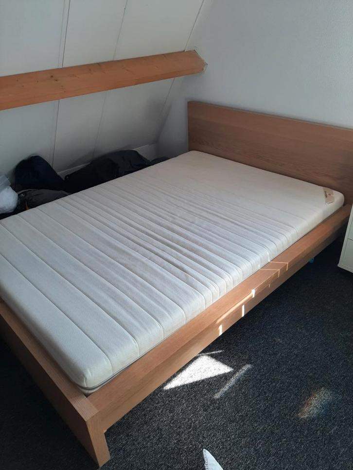 GRATIS ; Matras - Weinig gebruikt - IKEA Sultan Fåvang, Huis en Inrichting, Slaapkamer | Bedden, Zo goed als nieuw, Tweepersoons