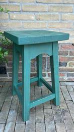 Groene houten kruk – oud & stoer, Ophalen, Zo goed als nieuw, Hout