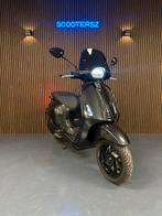 Vespa Sprint Aston Martin Grey|2024|1100km|full option|45km, Fietsen en Brommers, Ophalen, Overige modellen, Maximaal 45 km/u