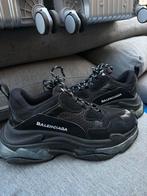 Sneakers triple S maat 40, Ophalen of Verzenden, Zo goed als nieuw, Schoenen