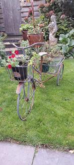 Leuk decoratief fietsje voor in de tuin of bloemenwinkel., Verzenden