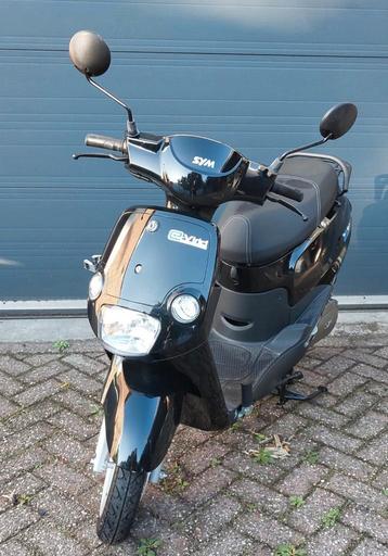 Buitenkansje! SYM E-Virid weinig km! beschikbaar voor biedingen