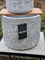 💥 💥   2  mooie bloempotten   voor buiten      SAMEN VOOR :, Steen, Rond, Nieuw, Tuin