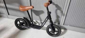 Prachtige jongens loopfiets starter v a 2 jaar 10 inch beschikbaar voor biedingen