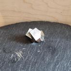Pyriet, Verzamelen, Mineralen en Fossielen, Ophalen of Verzenden, Mineraal