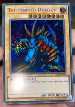 Yu-Gi-Oh! Tri-Horned Dragon LOB Foil bleed 🩸Print Mint !, Verzenden, Zo goed als nieuw, Losse kaart, Foil