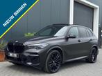 BMW X5 xDrive45e M PACK 395pk PANO ECC 360 CAMERA LEDER SPOR, Automaat, Gebruikt, X5, Zwart