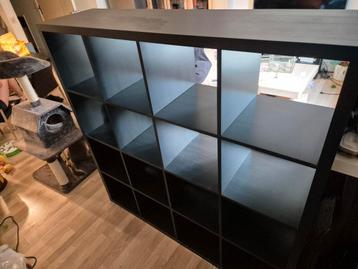 IKEA Kallax Kast - Zwartbruin beschikbaar voor biedingen
