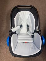 Car seat Junama with adapters, Kinderen en Baby's, Autostoeltjes, Overige merken, 0 t/m 10 kg, Autogordel, Ophalen of Verzenden